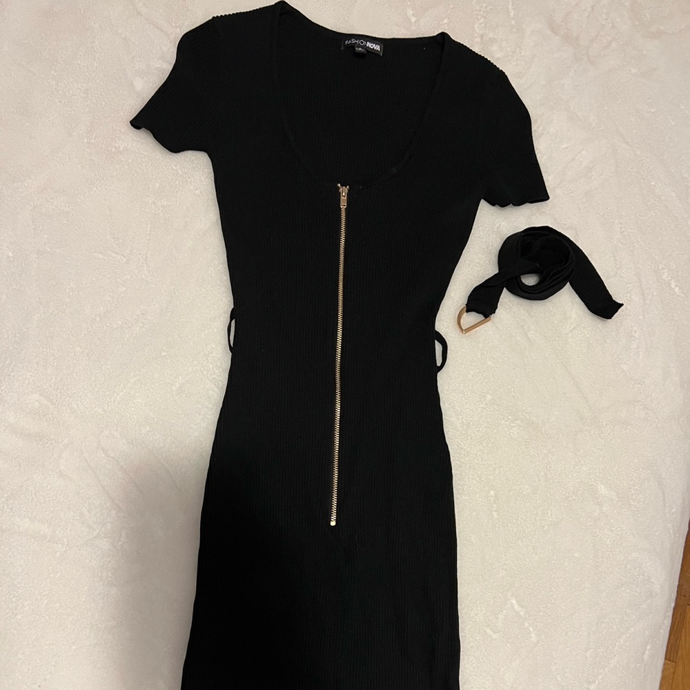 Bodycon romper with belt